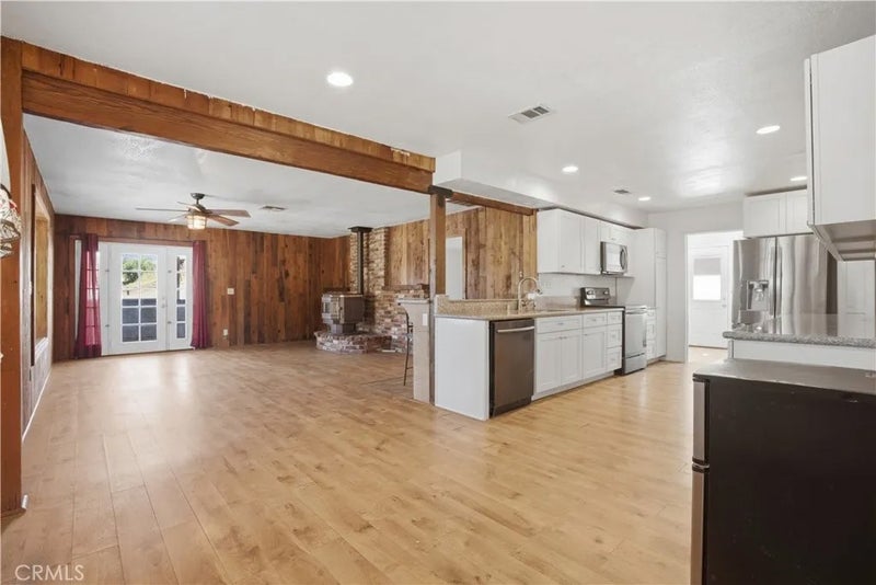 39646 87th West