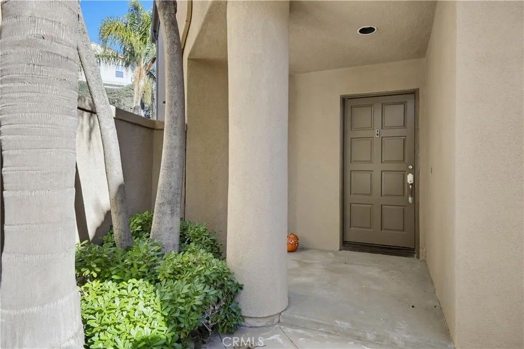 Photo of 29 Blazewood, Lake Forest, CA 92610 (MLS # OC25276396)