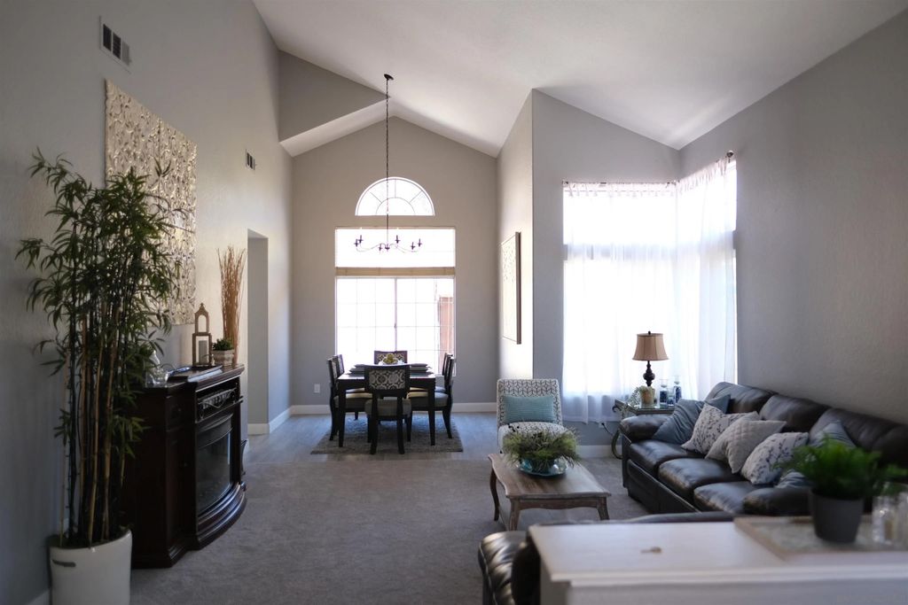 Photo of 1167 Foxboro Ave, Chula Vista, CA 91911 (MLS # 260009404)