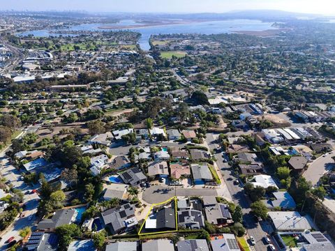 Tiny photo for 2526 Aster St, San Diego, CA 92109 (MLS # 250045138)