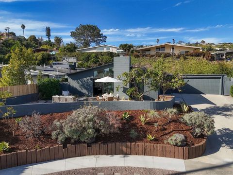 Tiny photo for 2526 Aster St, San Diego, CA 92109 (MLS # 250045138)