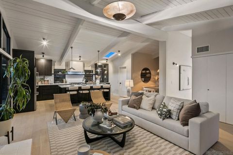 Tiny photo for 2526 Aster St, San Diego, CA 92109 (MLS # 250045138)