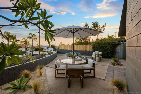 Tiny photo for 2526 Aster St, San Diego, CA 92109 (MLS # 250045138)