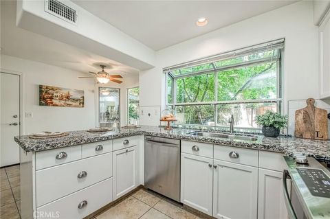 Tiny photo for 298 E Lindbrook Lane, Fresno, CA 93720 (MLS # FR25235108)