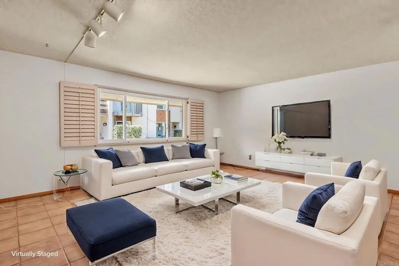 5225 Mount Alifan Drive