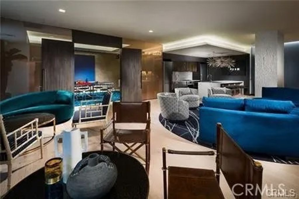 Photo of 1050 S Grand Ave #1905, Los Angeles, CA 90015 (MLS # WS25238906)