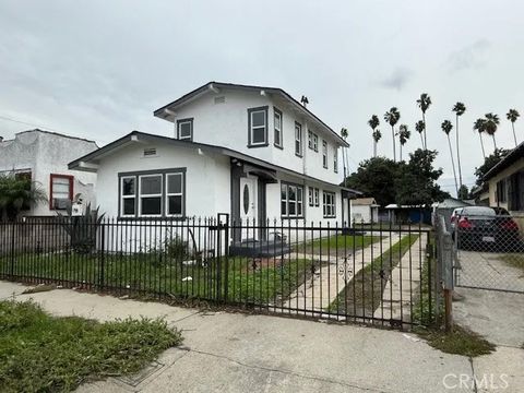 Photo of 4457 Mettler Street, Los Angeles, CA 90011 (MLS # DW26018883)