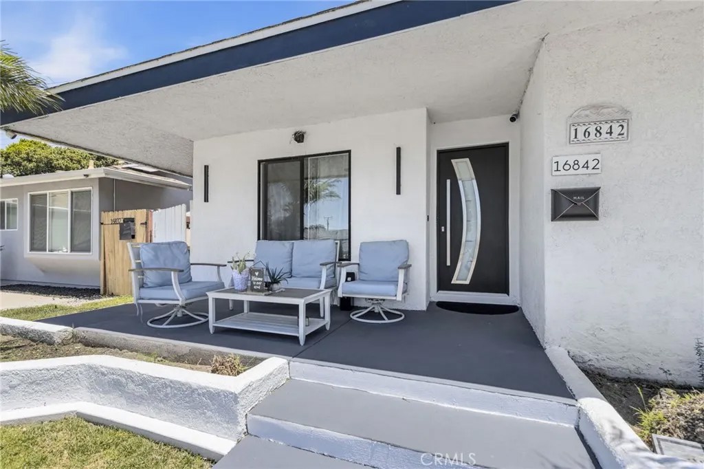 16842 Lucia Lane