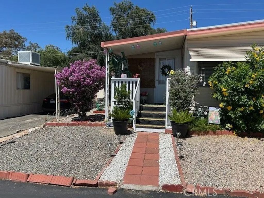 Photo of 2200 W Wilson St, Banning, CA 92220 (MLS # IG26016439)