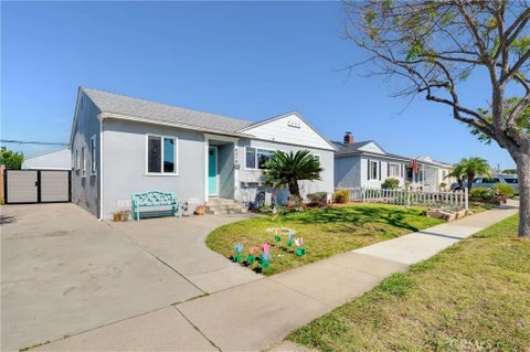 Photo of 4219 Pixie AVE, Lakewood, CA 90712 (MLS # PW26113882)