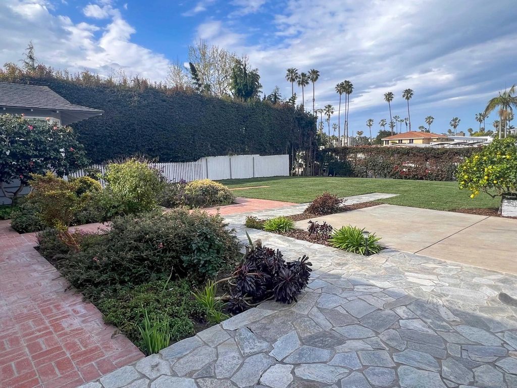 Photo of 8217 La Jolla Shores Drive, La Jolla, CA 92037 (MLS # 260005499)