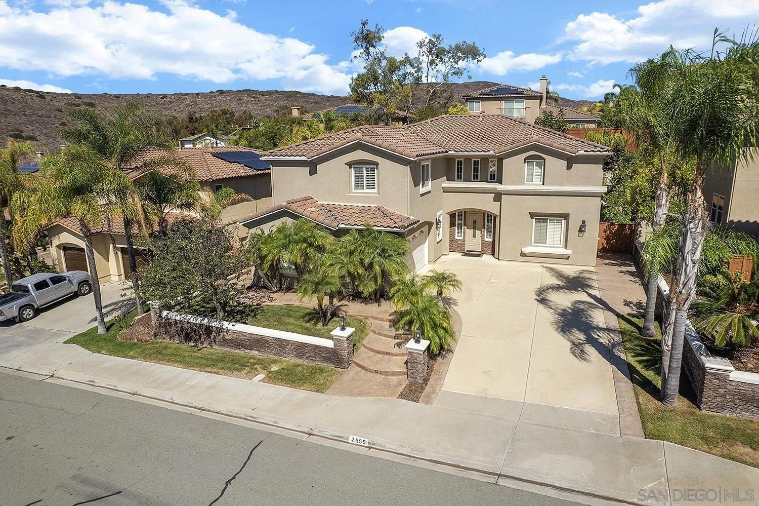 2555 Crooked Trail Rd
