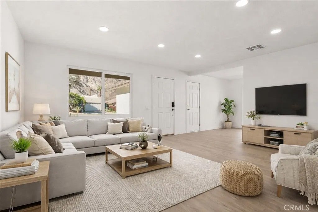 Photo of 51600 Avenida Vallejo, La Quinta, CA 92253 (MLS # OC26096685)