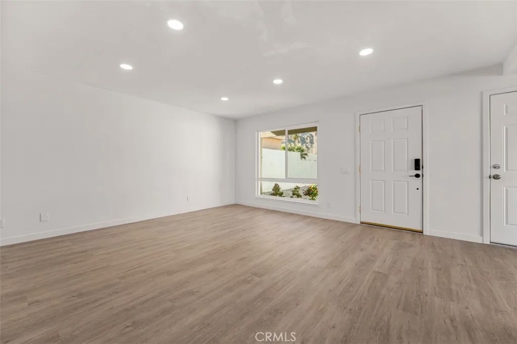 51600 Avenida Vallejo