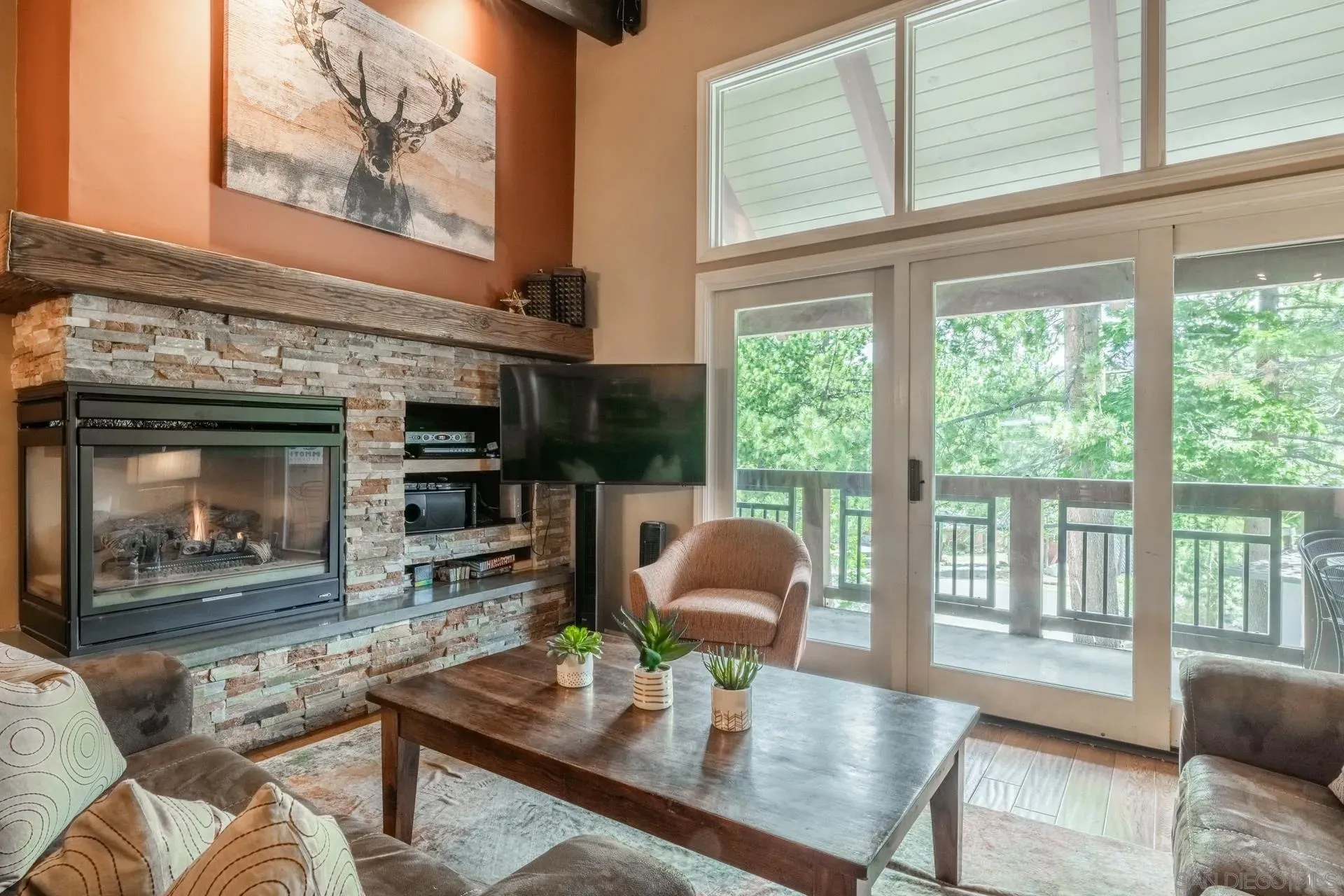 Mammoth Lakes, California 93546, United States, 3 Bedrooms Bedrooms, ,3 BathroomsBathrooms,Residential,Active,171584