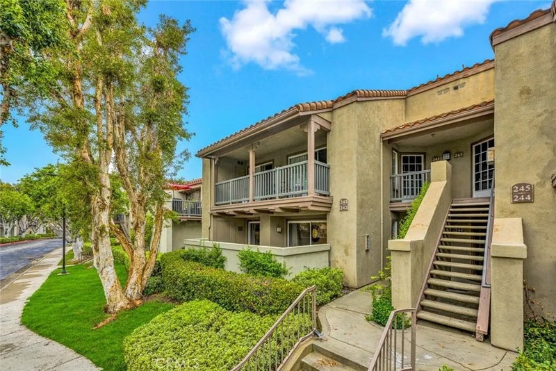 2800 Keller Drive 242