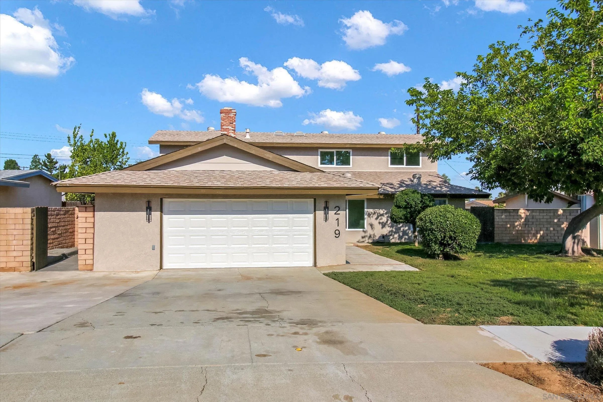 219 Ryan St
