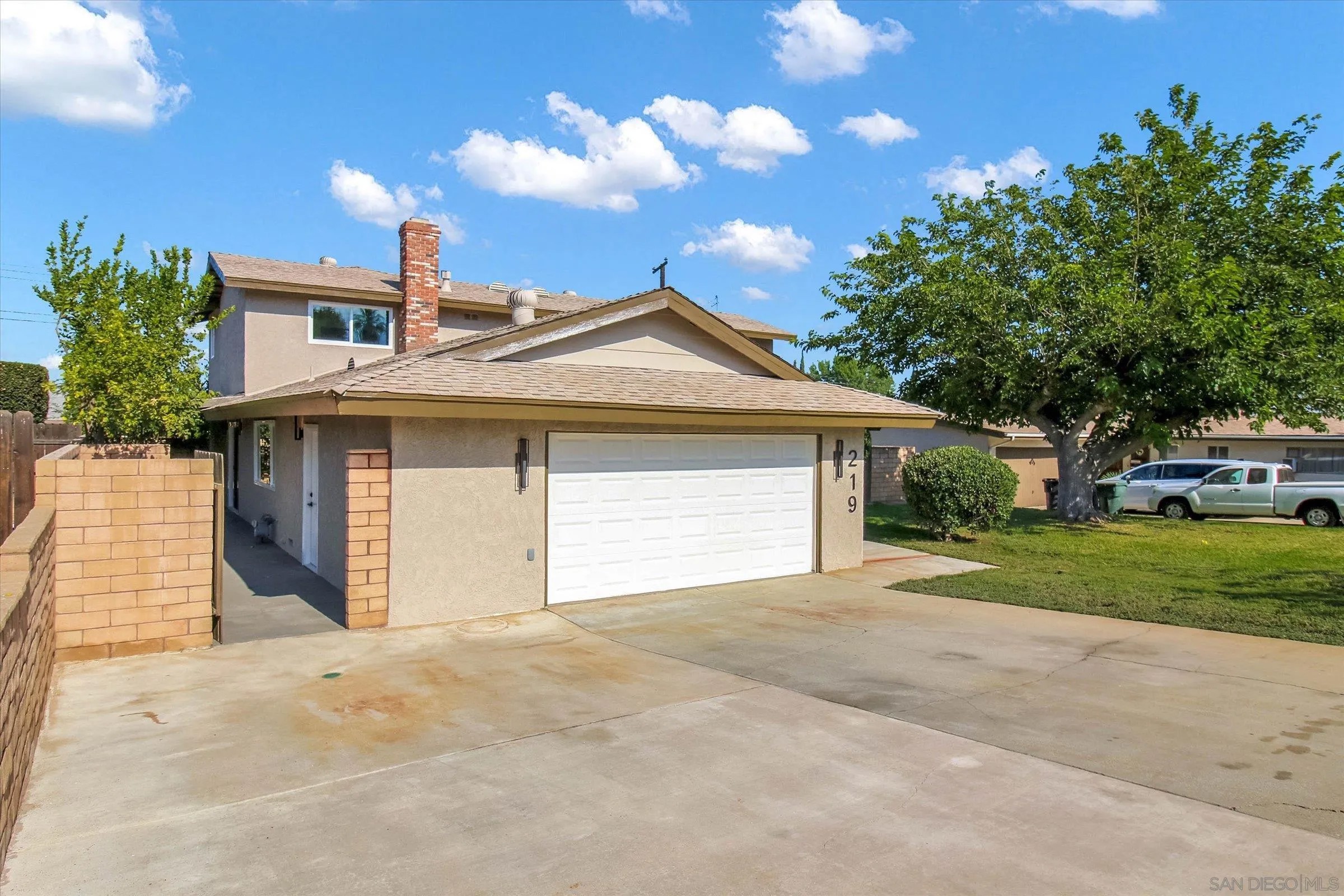 219 Ryan St