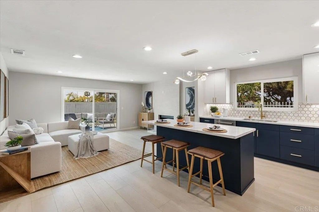 Photo of 7911 Terraza Disoma, Carlsbad, CA 92009 (MLS # NDP2507769)