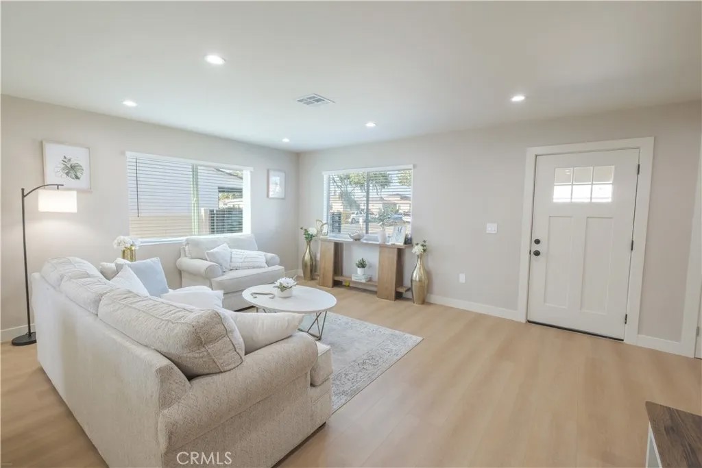 223 S Aprilia Ave