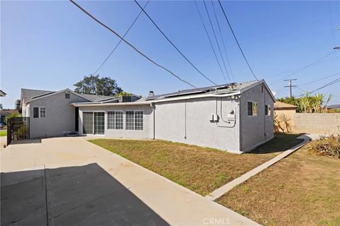 Tiny photo for 3307 W 116th St, Inglewood, CA 90303 (MLS # SR25246840)