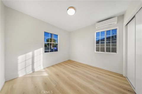 Tiny photo for 14935 Hibiscus, Fontana, CA 92335 (MLS # CV25273635)