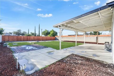 Tiny photo for 14935 Hibiscus, Fontana, CA 92335 (MLS # CV25273635)