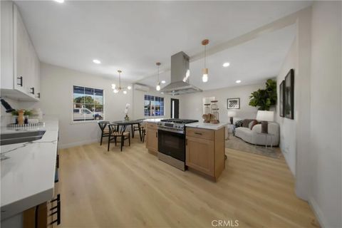 Tiny photo for 14935 Hibiscus, Fontana, CA 92335 (MLS # CV25273635)