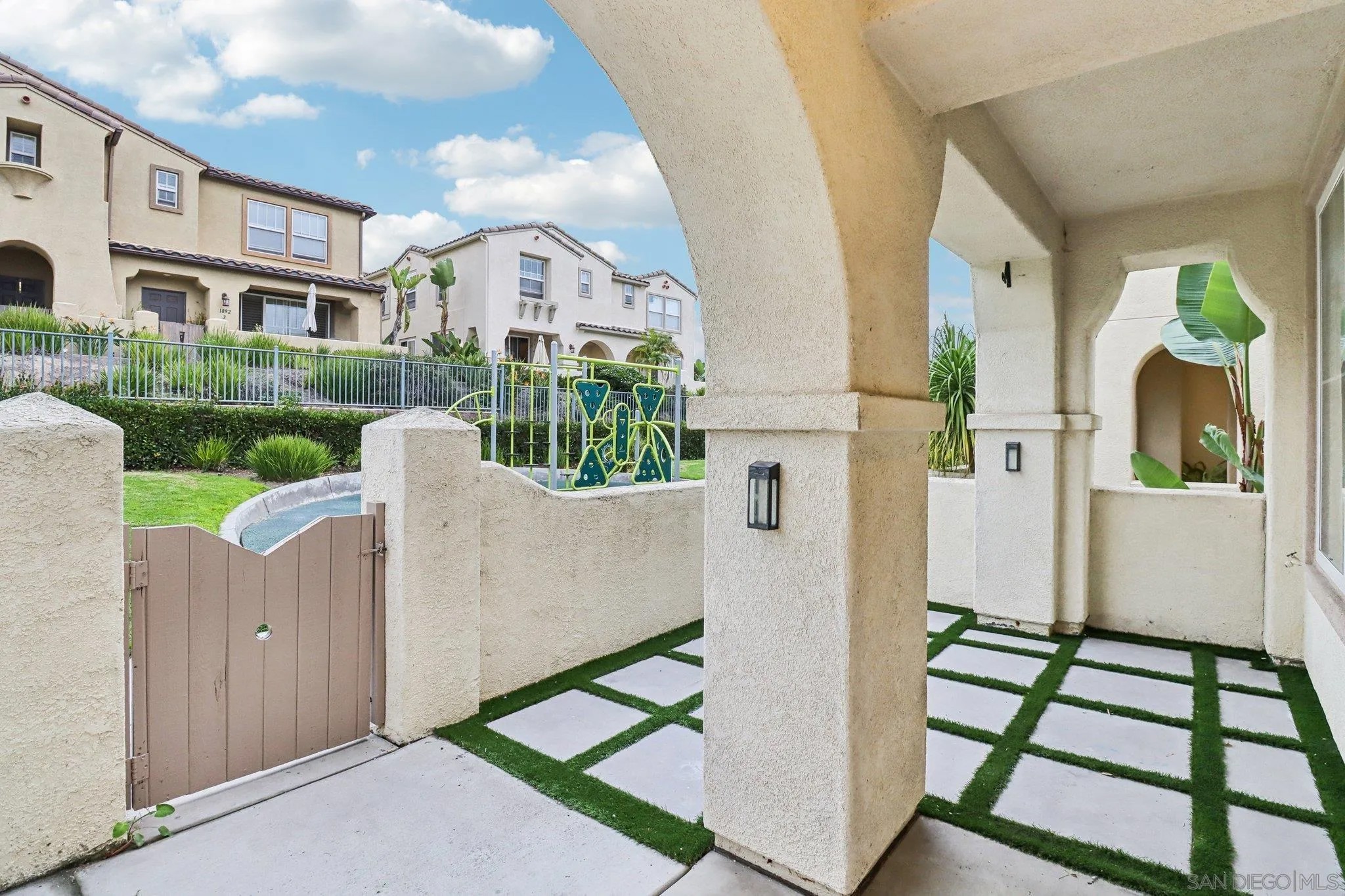 1879 Platte River Ln 2