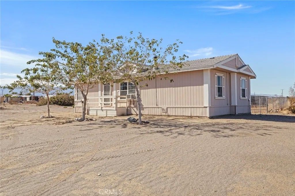 Photo of 14626 Monte Vista Road, Phelan, CA 92371 (MLS # CV25250264)