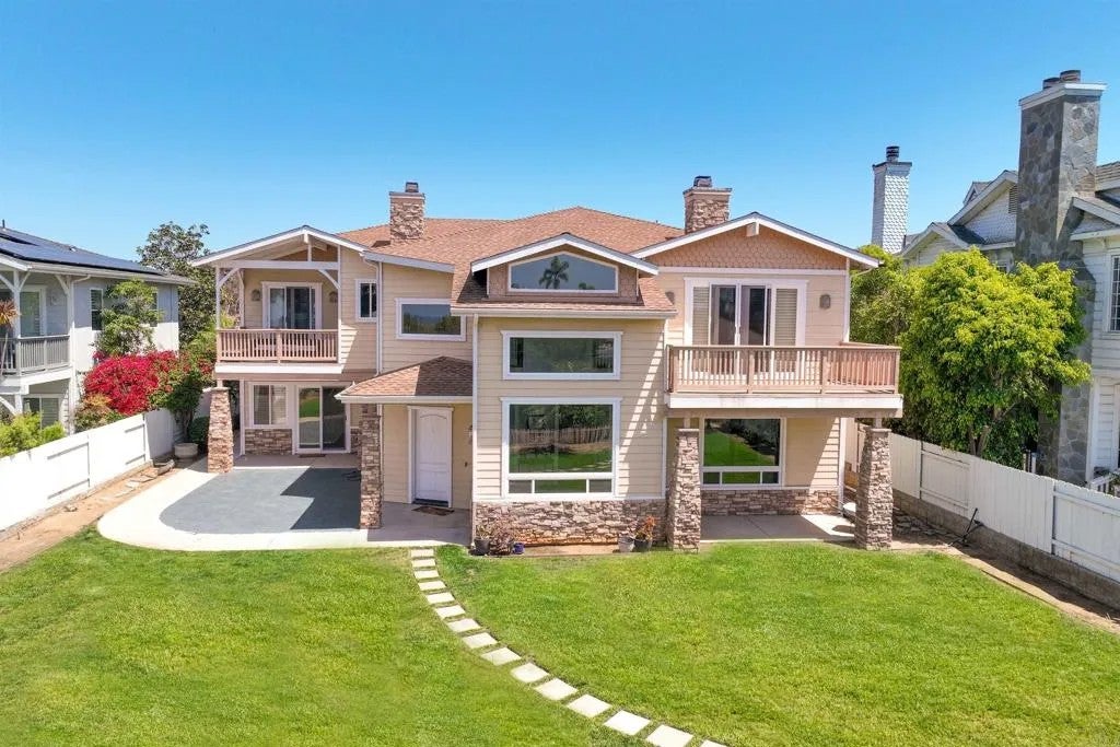 Photo of 1546 Oak Ave, Carlsbad, CA 92008 (MLS # NDP2604553)