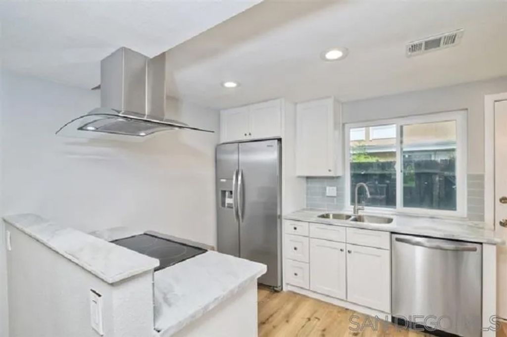 Photo of 2520 Wanek Rd #B, Escondido, CA 92027 (MLS # 260012415)