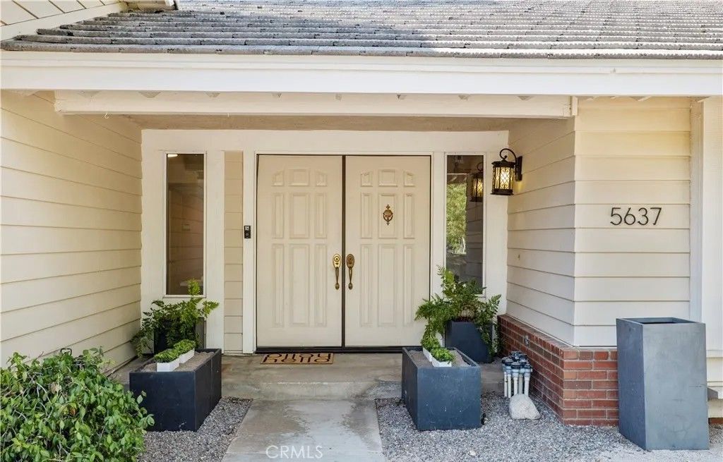 Photo of 5637 Redwood Ave, Palmdale, CA 93551 (MLS # BB26084359)