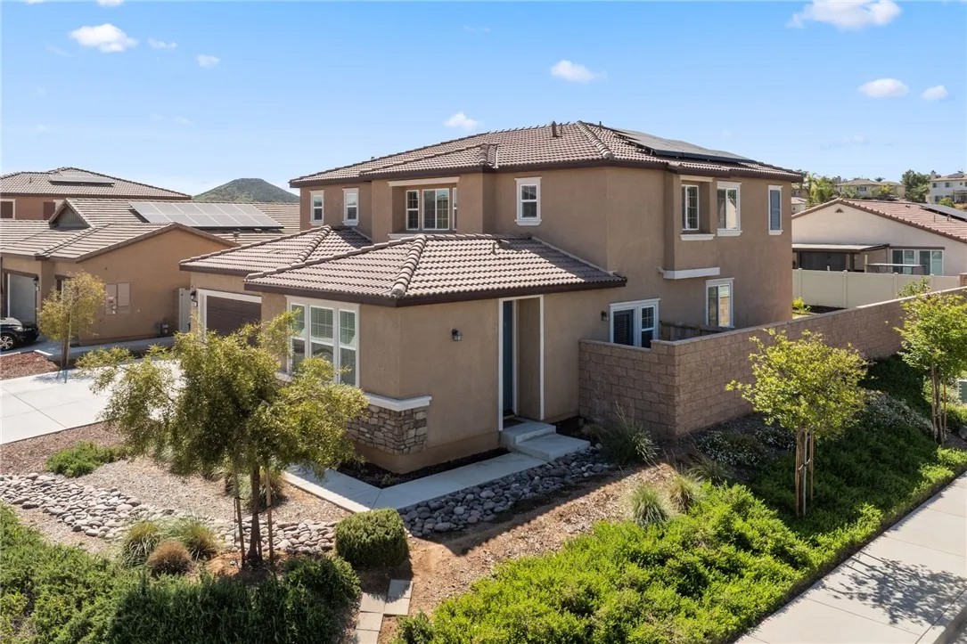 28367 Harvest Gold Court