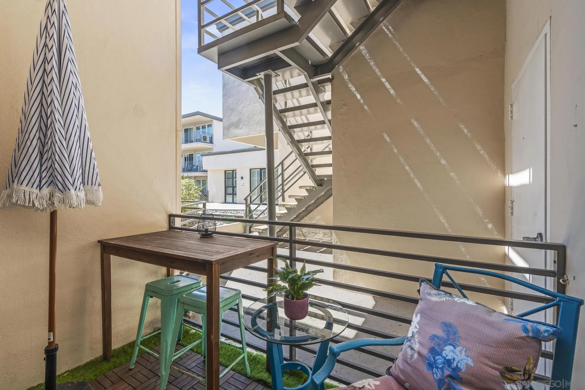 1021 Scott St 103