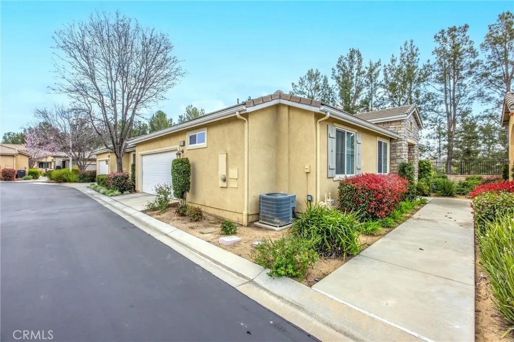 1637 Beaver Creek