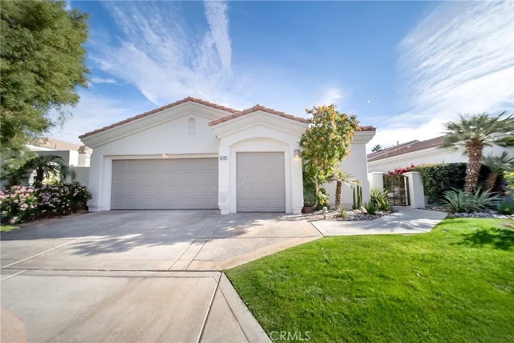 Photo of 55102 Tanglewood, La Quinta, CA 92253 (MLS # SR25006081)