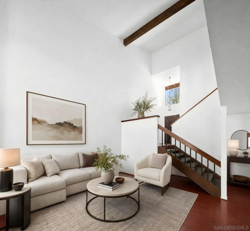 2538 Caminito Muirfield