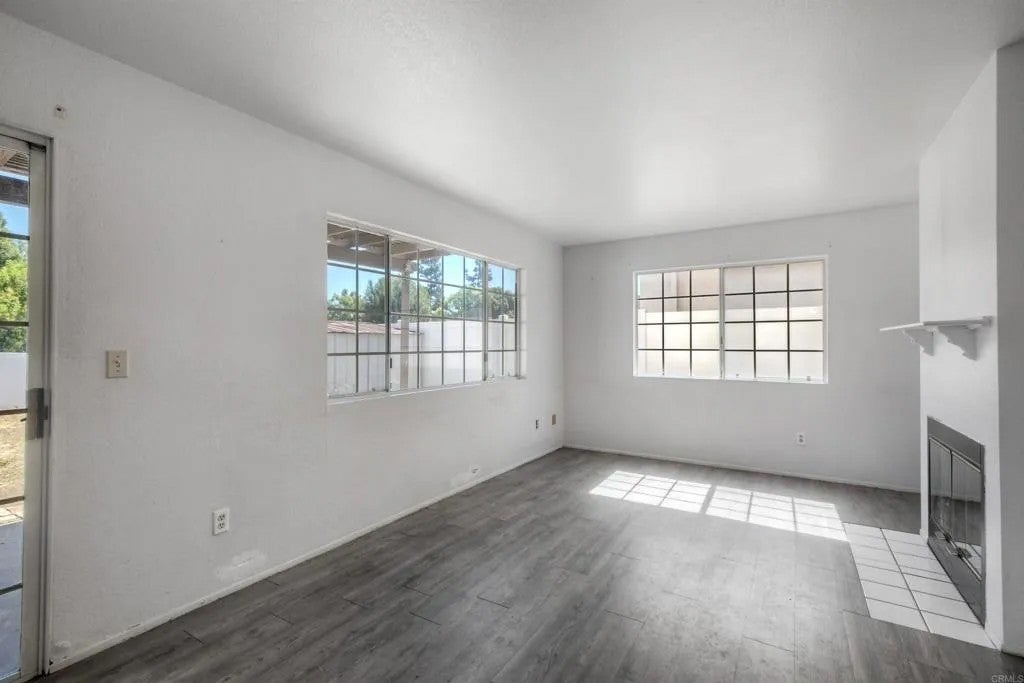 408-410 Shirley Drive