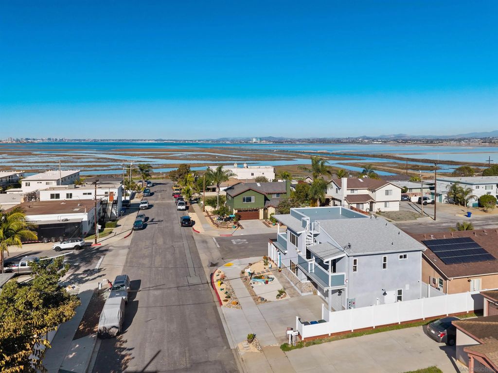 Photo of 413 Delaware St, Imperial Beach, CA 91932 (MLS # 250045692)