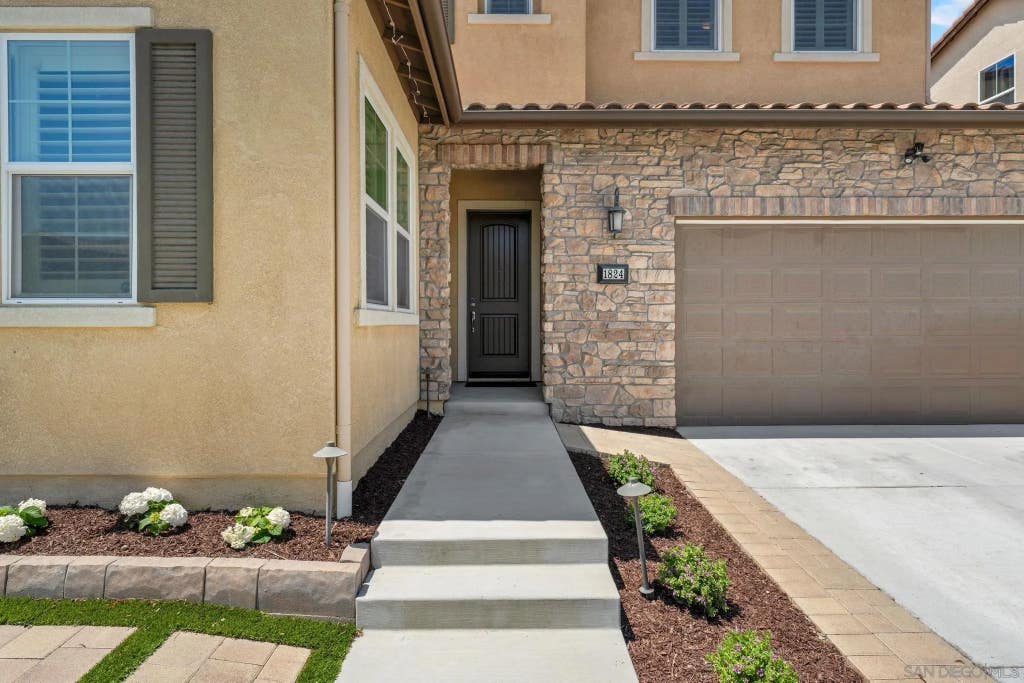 Photo of 1824 Ashley AVE, Chula Vista, CA 91913 (MLS # 260015757)