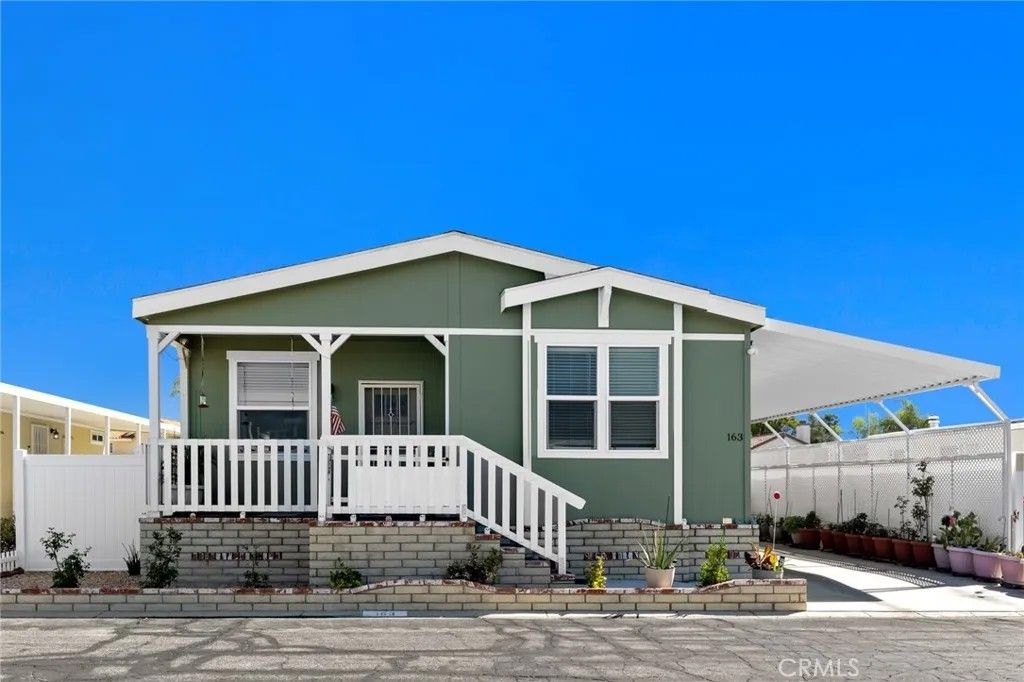 Photo of 2205 W Acacia Ave #163, Hemet, CA 92545 (MLS # SW26060973)