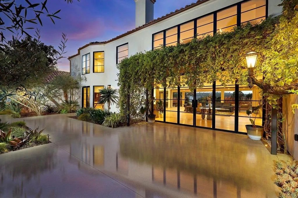 Photo of 4773 El Mirlo, Rancho Santa Fe, CA 92067 (MLS # NDP2603678)