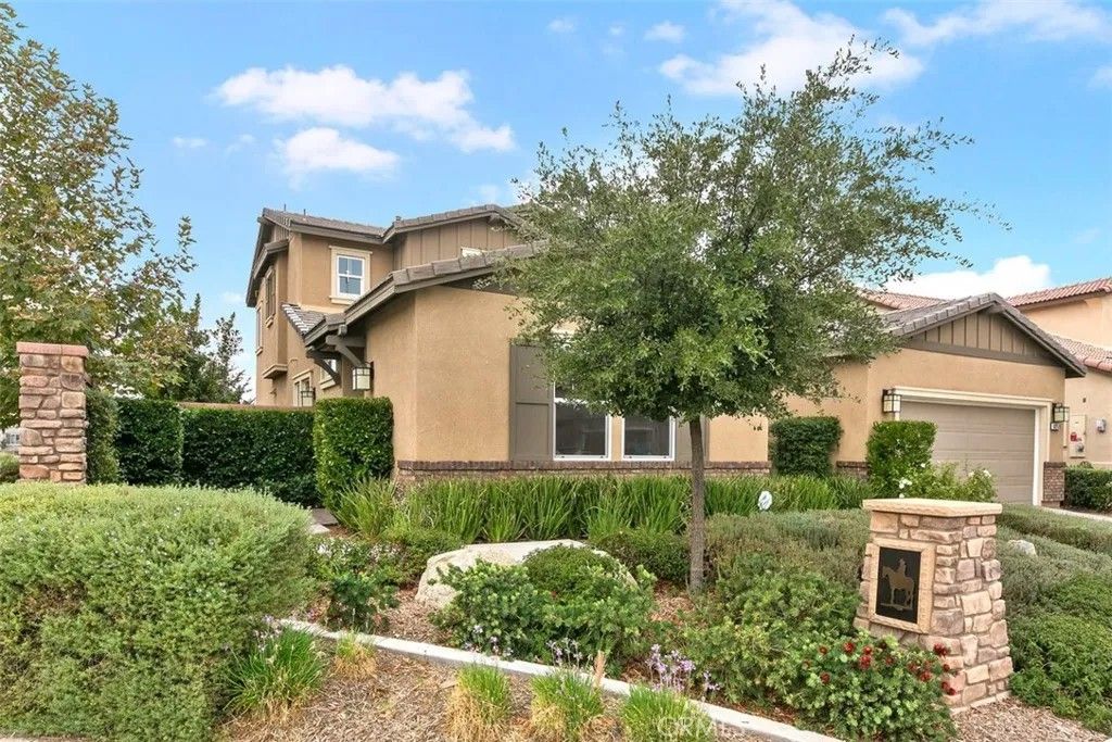 Photo of 30253 Big Country Dr, Menifee, CA 92584 (MLS # IV26046523)