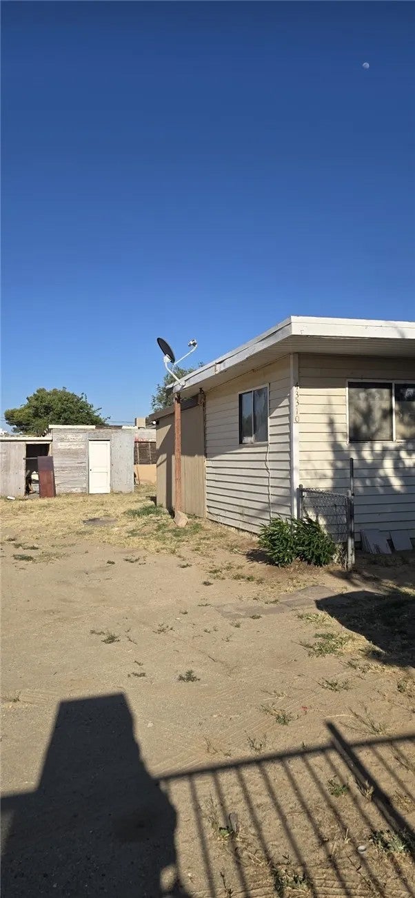 43310 Fairglen Road
