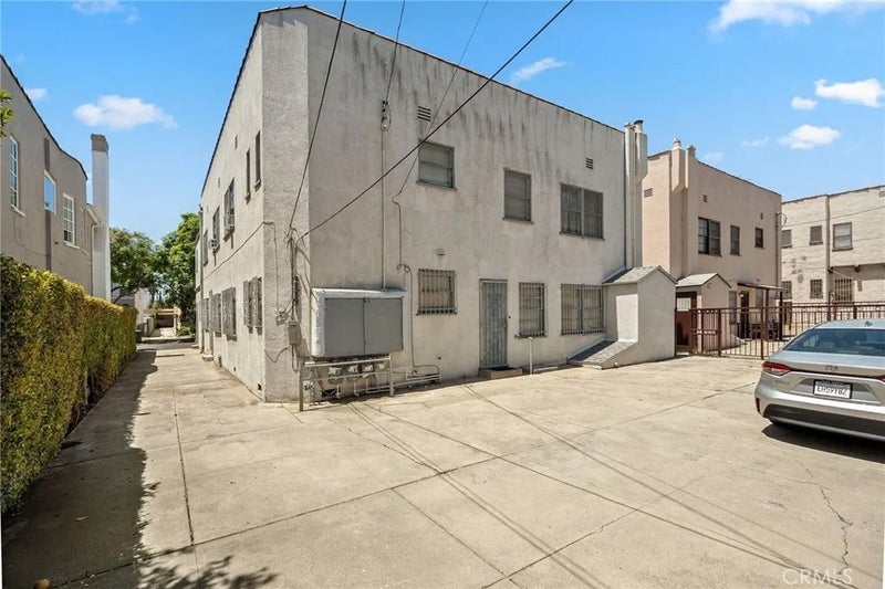 436 N Genesee