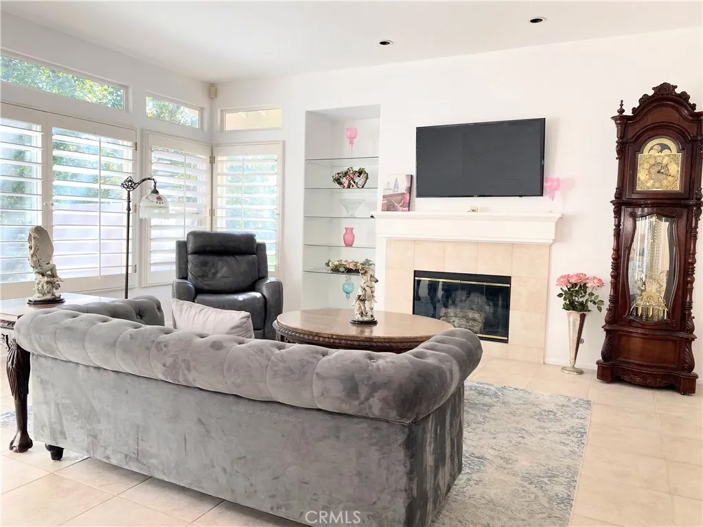 28938 Paseo Caravella