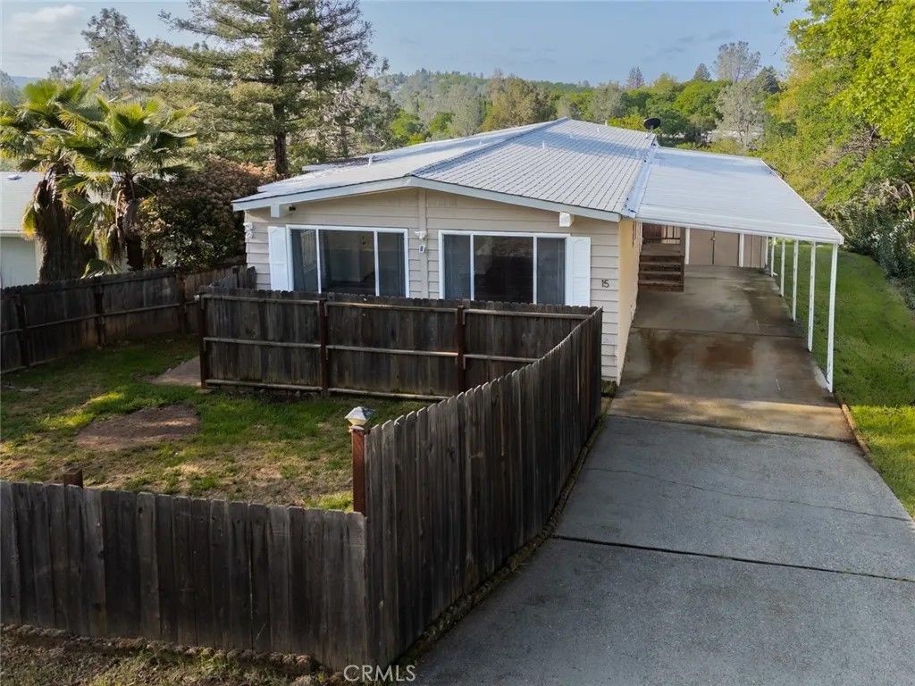 Photo of 15 Chaparral Drive, Oroville, CA 95966 (MLS # OR25268824)