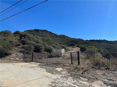 25858 Mulholland Calabasas CA 91302