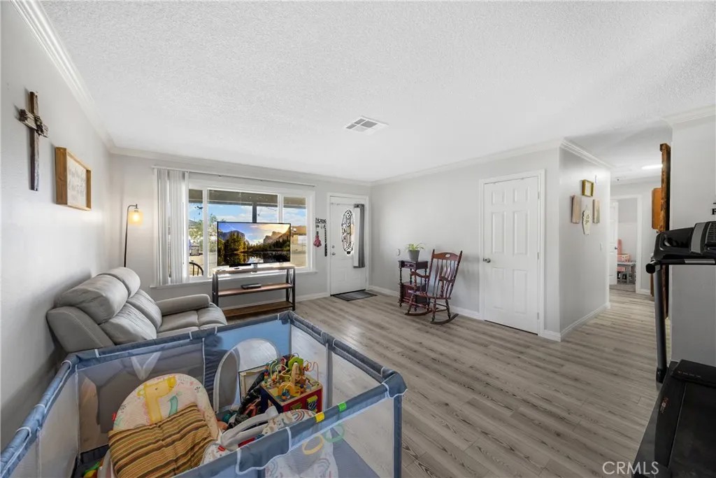 7525 Sherman Hoyt Ave.